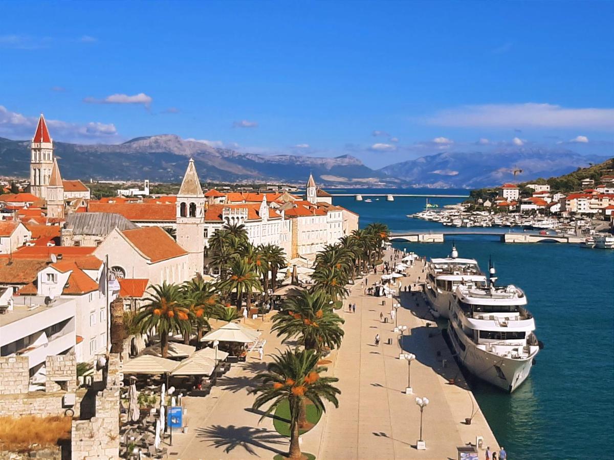Villa Penava, Private Beach, Pool And 7Min To Trogir Exterior foto
